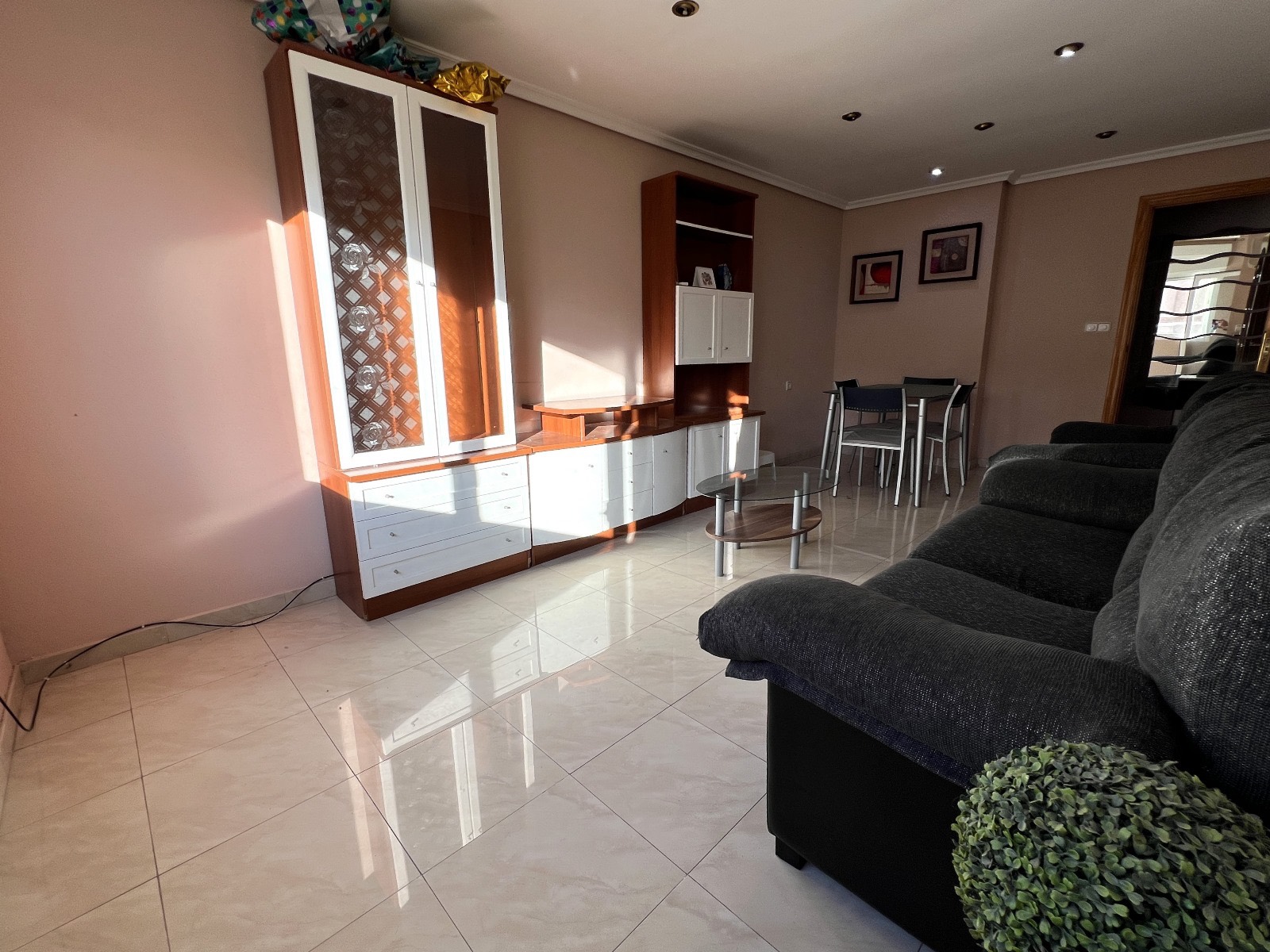 3 BED APARTMENT CLOSE TO THE SEA IN TORREVIEJA.