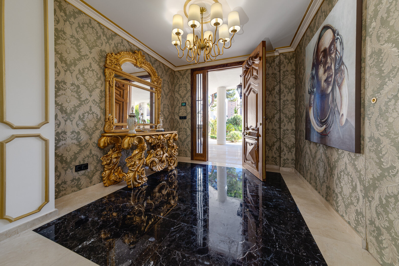 Villa de luxe classique de 5 chambres avec construction moderne - Campoamor